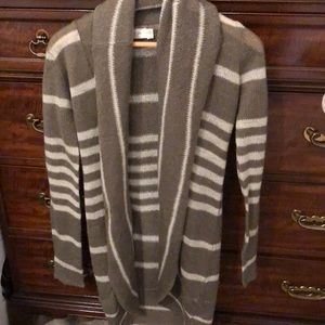 RD Style long Sweater. Size S/P/P